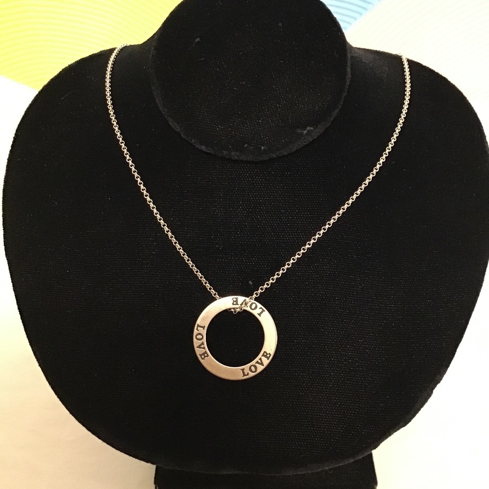 925 silver Love circle necklace